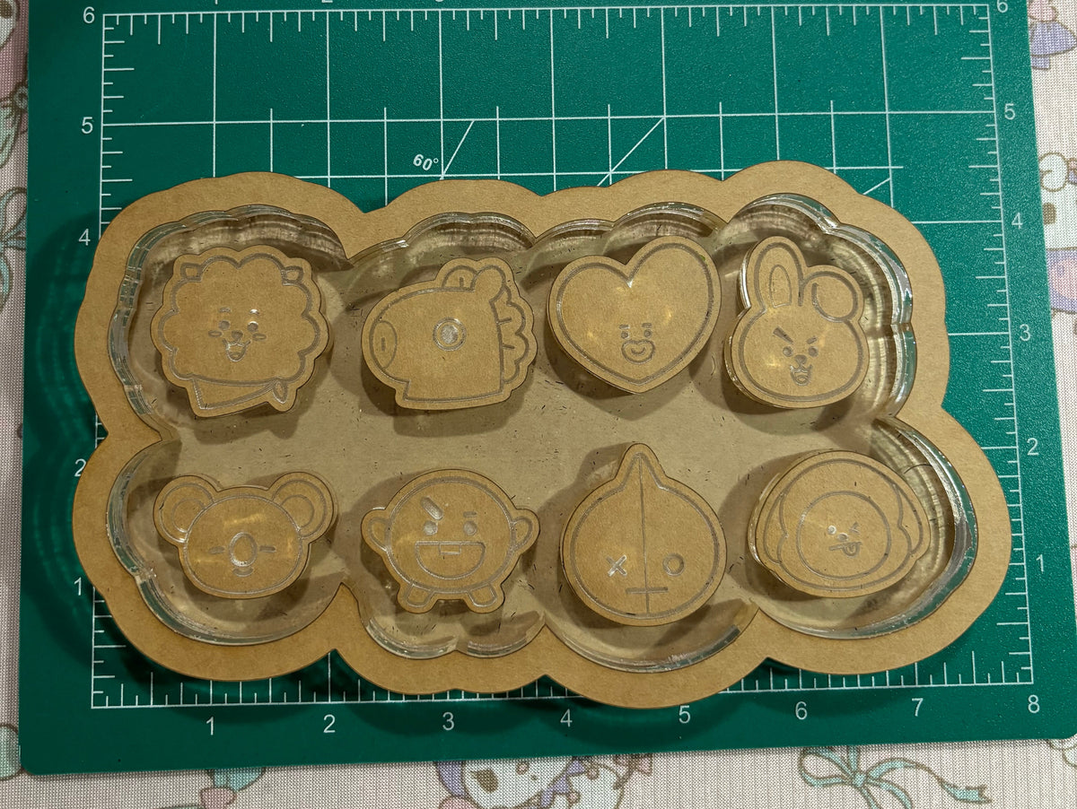 Kpop bt21 flat grip keychain molds palette