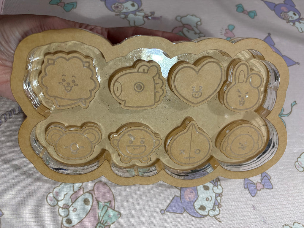 Kpop bt21 flat grip keychain molds palette