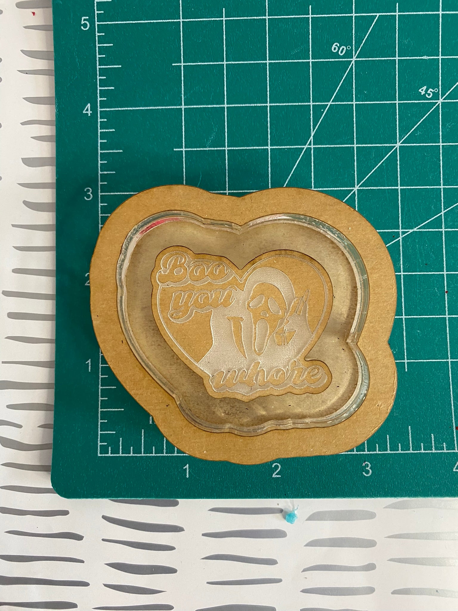Funny love horror mask guy flat grip keychain mold