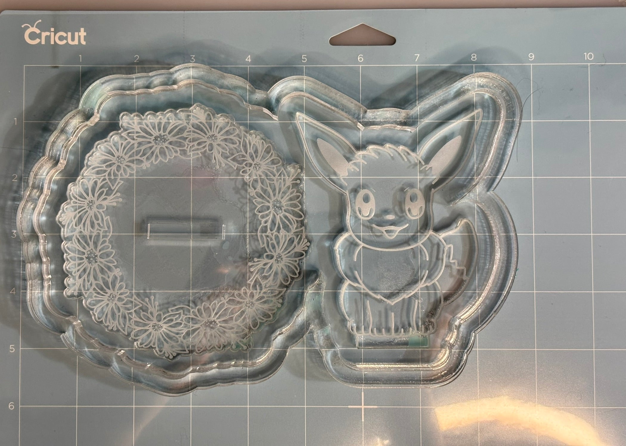 Floral fox pocket monster ring trinket tray phone stand mold