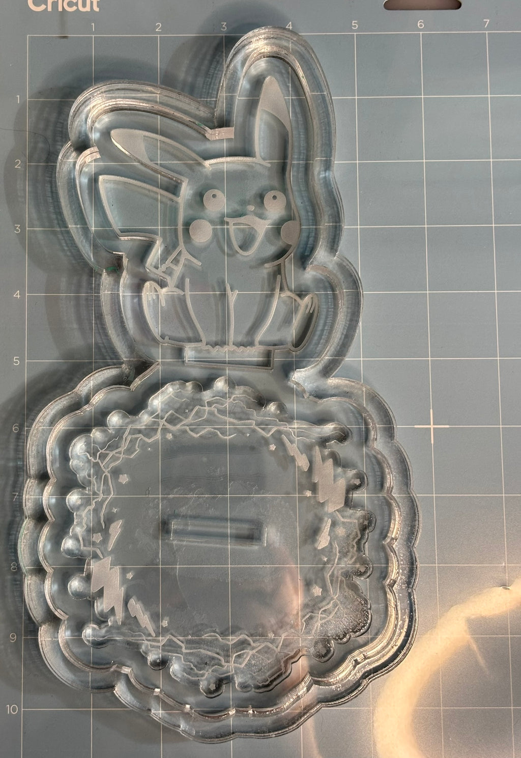 Lightening pocket monster ring trinket tray phone stand mold