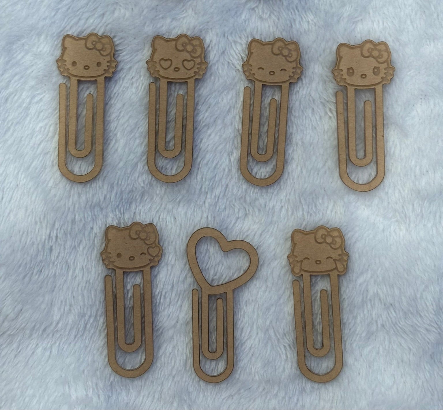 Kawaii Cat faces paperclips mold palette