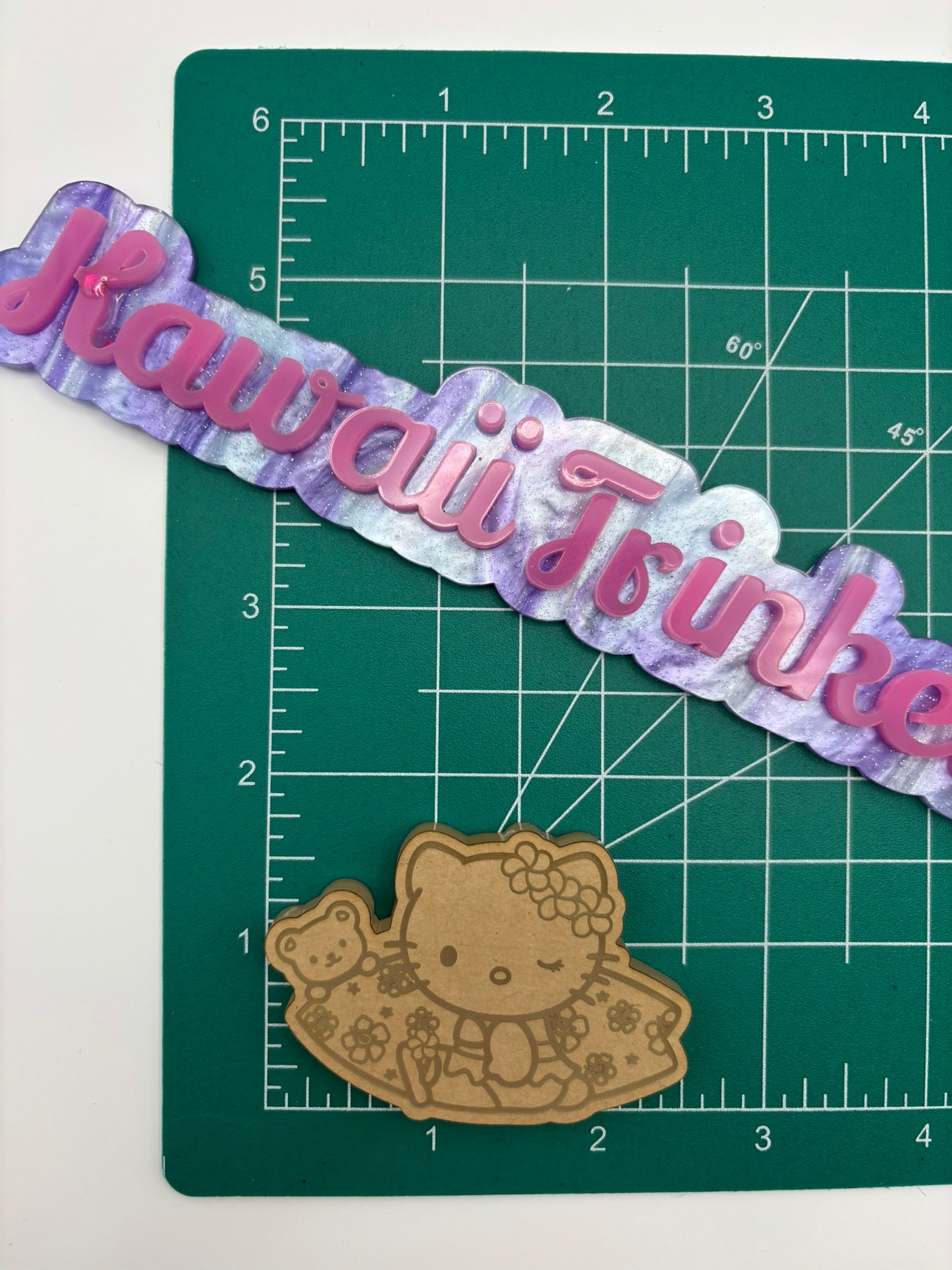 Kawaii Hawaiian surf cat friends flat grip keychain molds palette