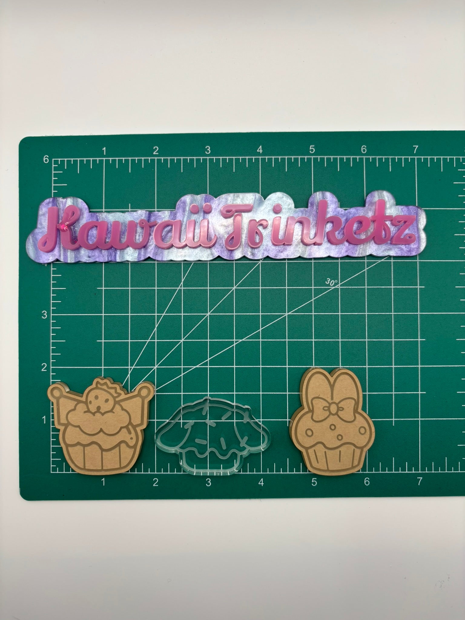 Kawaii cupcake cat friends flat grip keychain molds palette