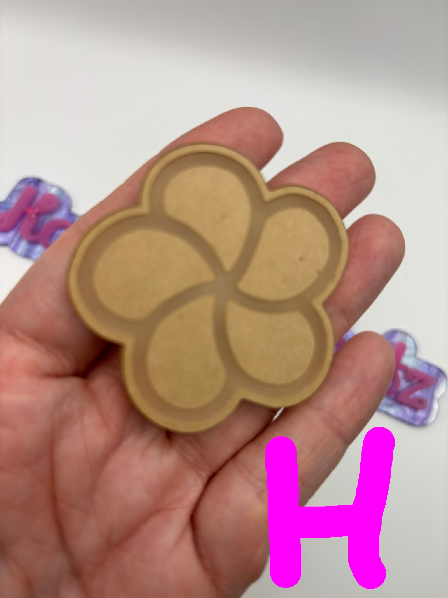 Kawaii Hawaiian flower cat friends heads flat grip keychain molds palette