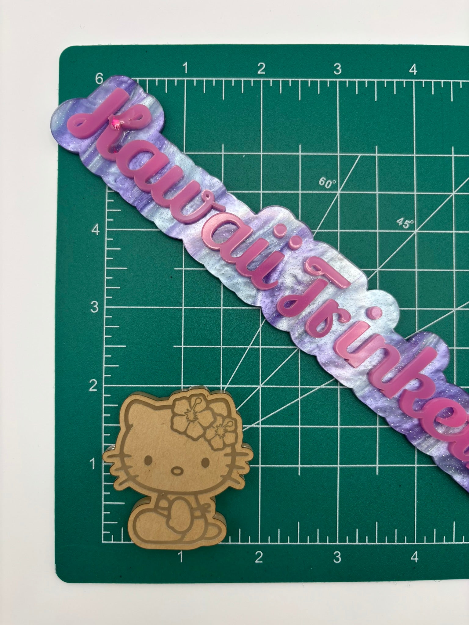 Kawaii Hawaiian flower cat friends sitting flat grip keychain molds palette
