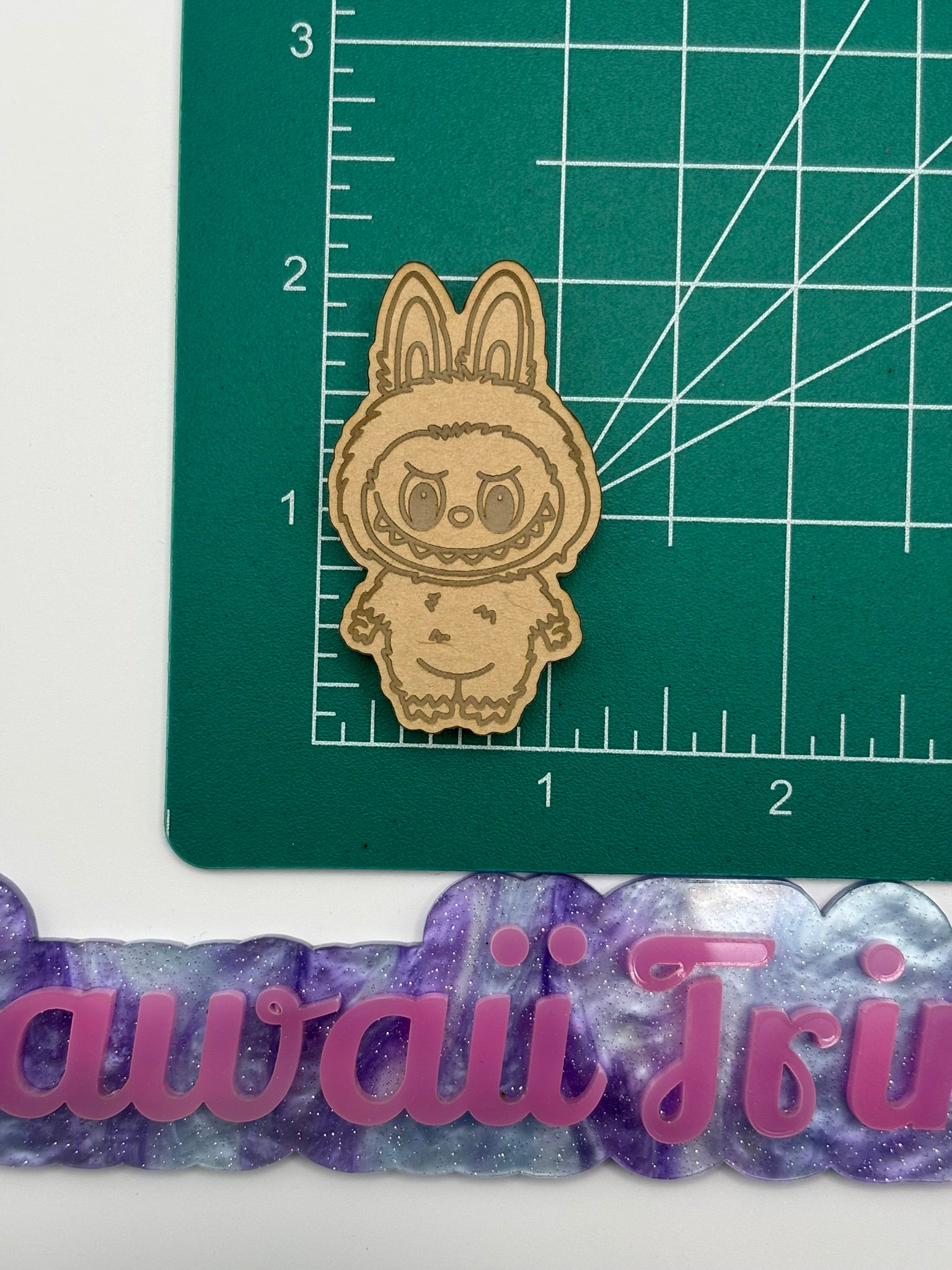 Monster bunny fufu standing flat grip keychain mold