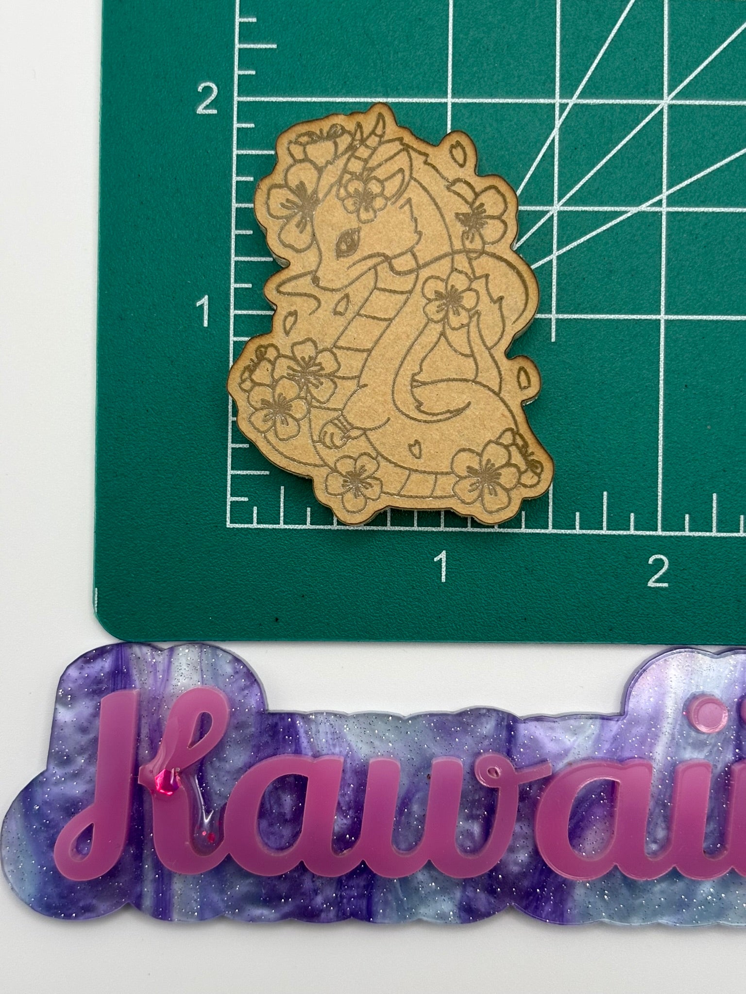 Floral spirit dragon anime flat grip keychain mold