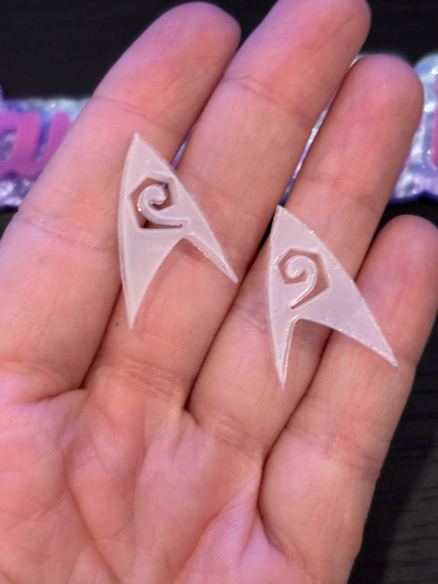 ST explorer's stud earring or pin molds palette