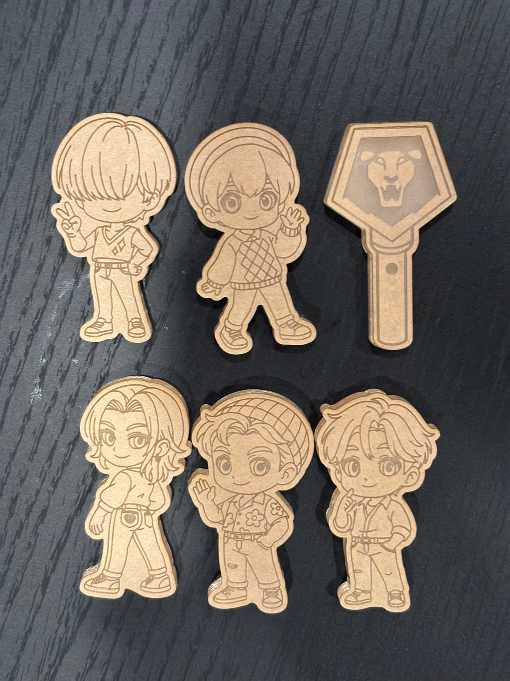 Kpop boys flat grip keychain molds palette