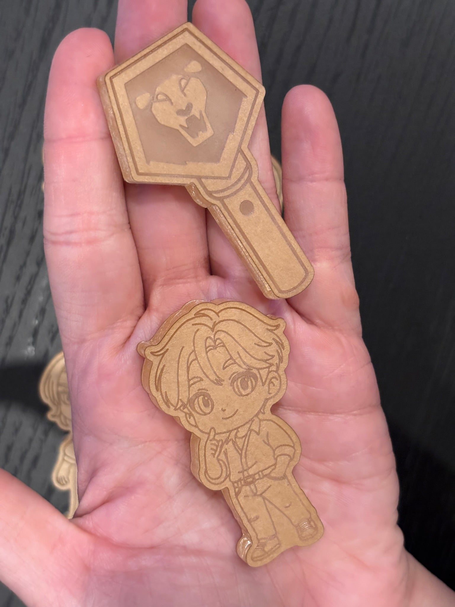 Kpop boys flat grip keychain molds palette