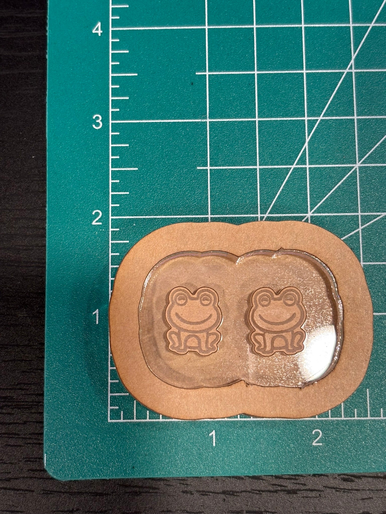 Cute frog stud earrings mold