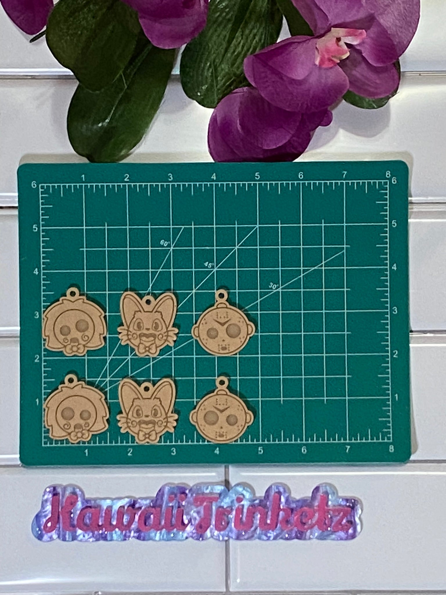 Kawaii forest spirit anime horror guys earrings molds palette